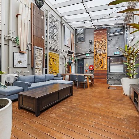 London Plane Backpackers Hostel Sydney Exterior photo