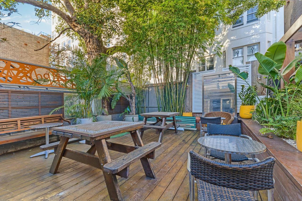London Plane Backpackers Hostel Sydney Exterior photo