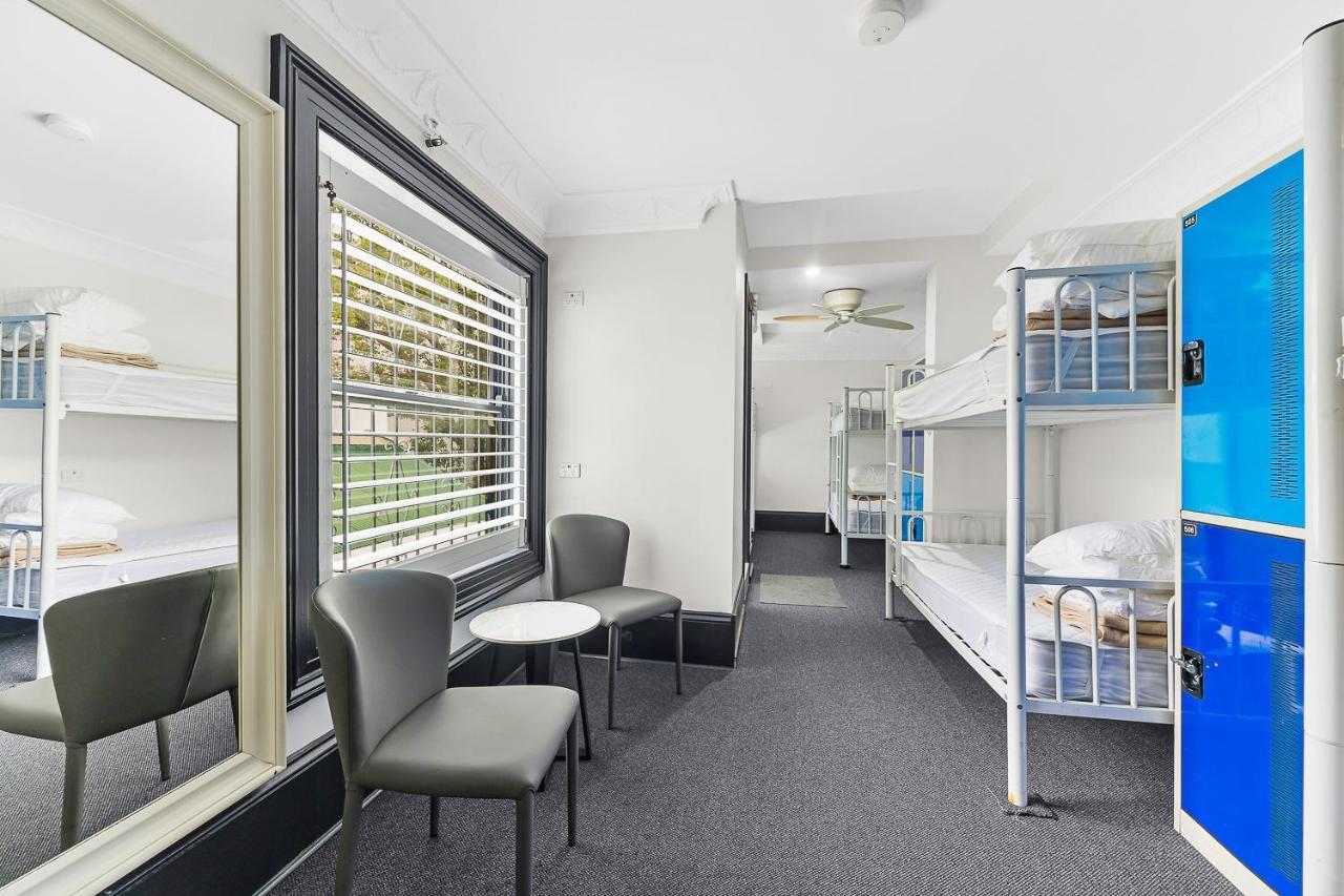 London Plane Backpackers Hostel Sydney Exterior photo