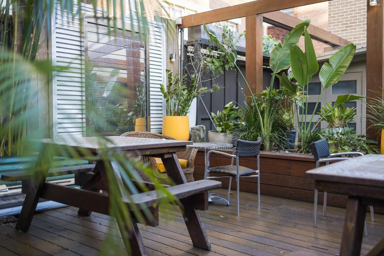 London Plane Backpackers Hostel Sydney Exterior photo